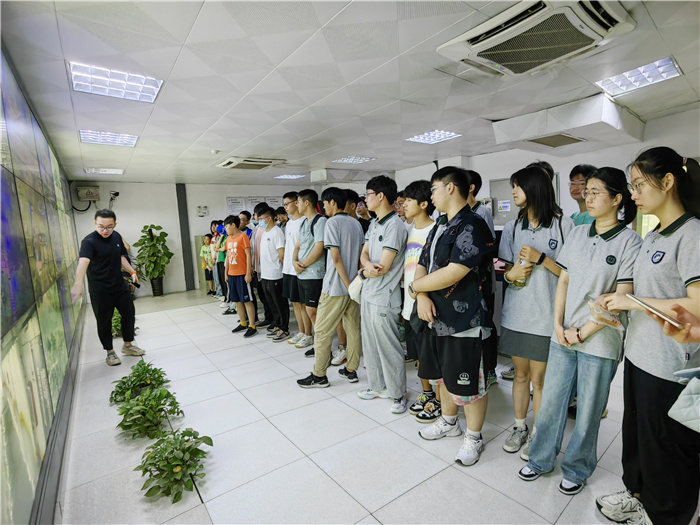 合肥七中2024届高三(7)班开展社会实践活动(图2) 合肥七中2024届高三(7)班开展社会实践活动(图2)