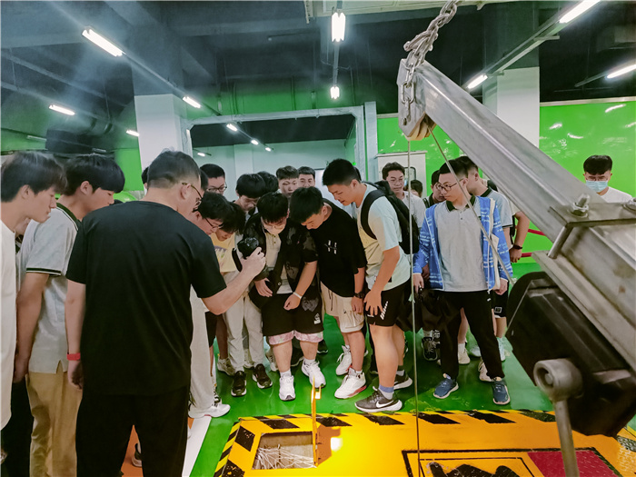 合肥七中2024届高三(7)班开展社会实践活动(图3) 合肥七中2024届高三(7)班开展社会实践活动(图3)