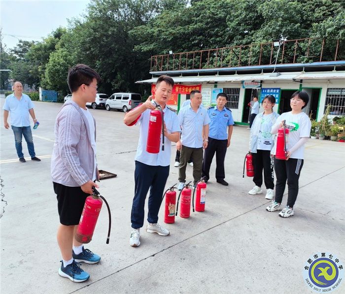 合肥七中高一(29)班暑期综合社会实践活动(图5) 合肥七中高一(29)班暑期综合社会实践活动(图5)