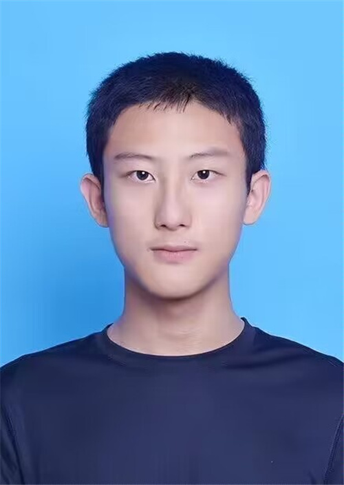 高晨阳.jpg 高晨阳.jpg