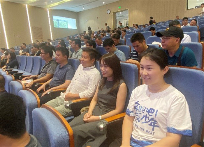 物理4.jpg 物理4.jpg