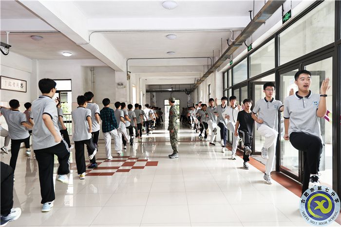 合肥七中2023级新生军训感想系列——军事训练篇(图3) 合肥七中2023级新生军训感想系列——军事训练篇(图3)