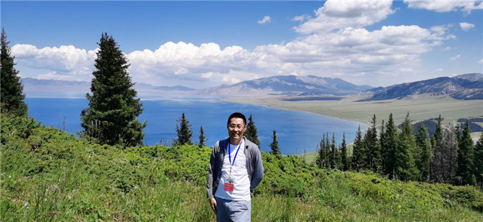 杨会杰老师.jpg 杨会杰老师.jpg