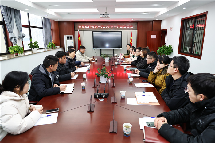 合肥一六八中学一行莅临合肥七中调研交流(图4) 合肥一六八中学一行莅临合肥七中调研交流(图4)