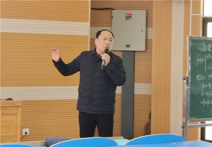 黄顺才老师点评.jpg 黄顺才老师点评.jpg