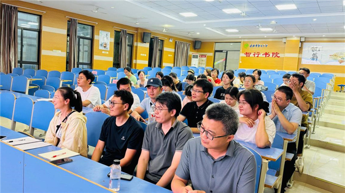 2025届启动1.jpg 2025届启动1.jpg