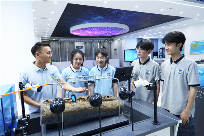 合肥七中数字化赋能教育管理信息化建设与应用案例获评安徽省典型案例并推荐报送教育部!(图5) 合肥七中数字化赋能教育管理信息化建设与应用案例获评安徽省典型案例并推荐报送教育部!(图5)