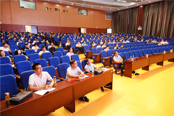 合肥市 2025届高三物理学科复习备考研讨会在合肥七中顺利举行(图2)