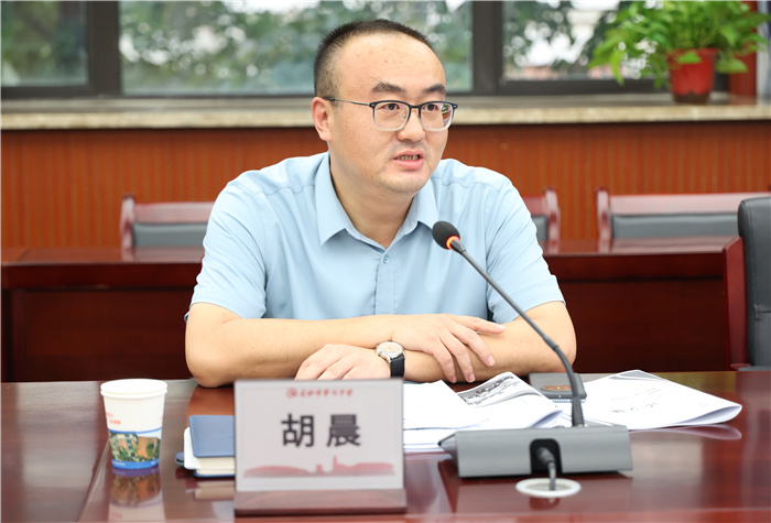 合肥七中开展2024年市级课题中期评估推进会(图2) 合肥七中开展2024年市级课题中期评估推进会(图2)