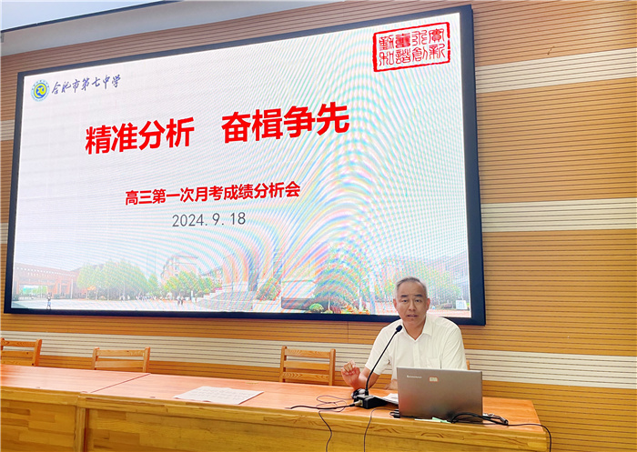 梁昌波.jpg 梁昌波.jpg