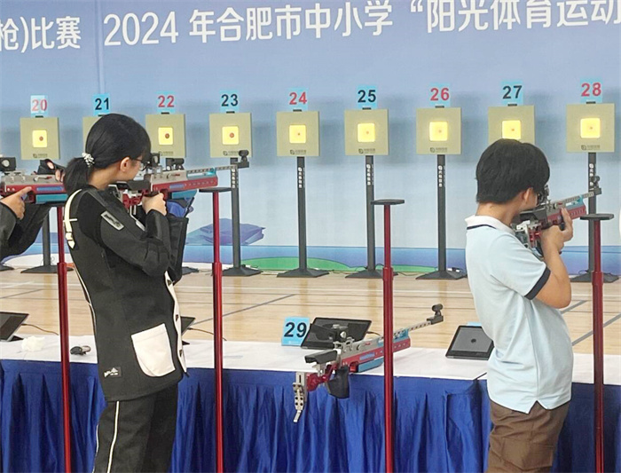 合肥七中体育代表队在市运会中大放异彩(图3) 合肥七中体育代表队在市运会中大放异彩(图3)