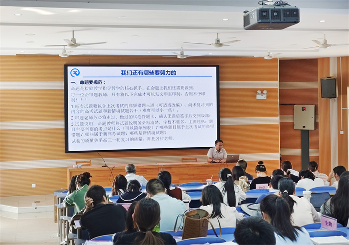 张启发.jpg 张启发.jpg