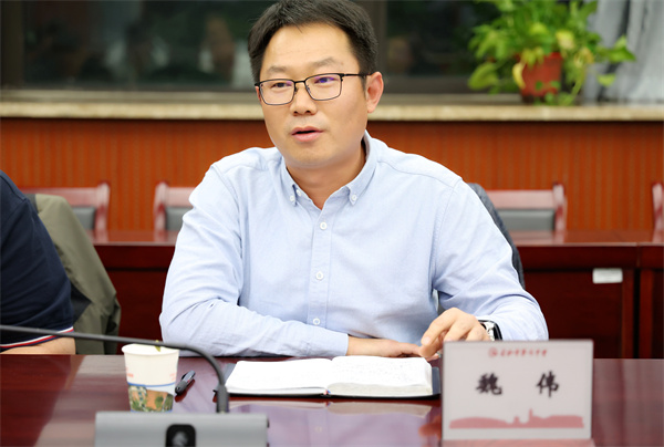 中国民航大学优质生源基地授牌仪式在合肥七中举行(图4) 中国民航大学优质生源基地授牌仪式在合肥七中举行(图4)