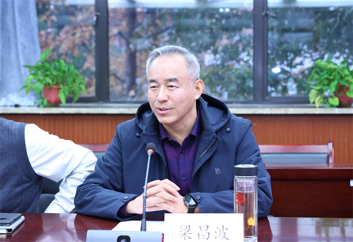 合肥七中召开青年教师座谈会(图2) 合肥七中召开青年教师座谈会(图2)