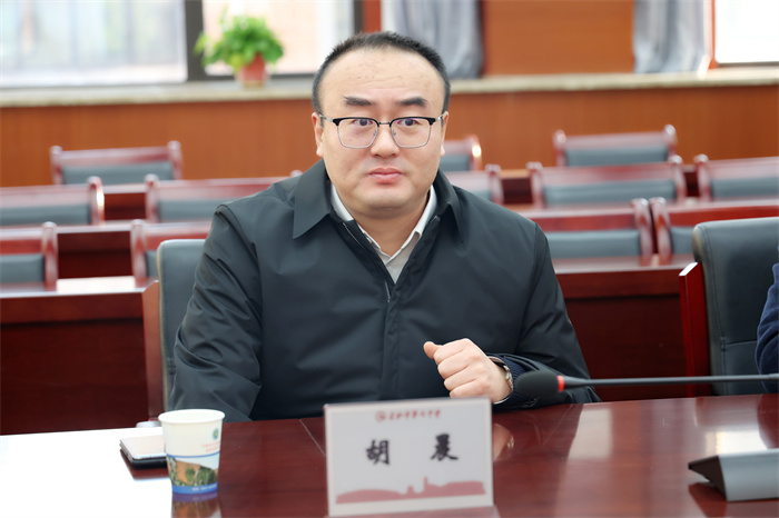 火箭军工程大学优质生源基地授牌仪式在合肥七中举行(图2) 火箭军工程大学优质生源基地授牌仪式在合肥七中举行(图2)