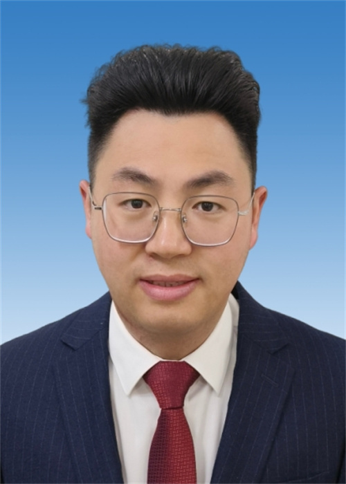 张瑞 高一级部副主任.jpg 张瑞 高一级部副主任.jpg