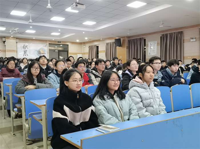 合肥七中高一年级召开双语课代表和学习委员自主管理培训会(图4) 合肥七中高一年级召开双语课代表和学习委员自主管理培训会(图4)