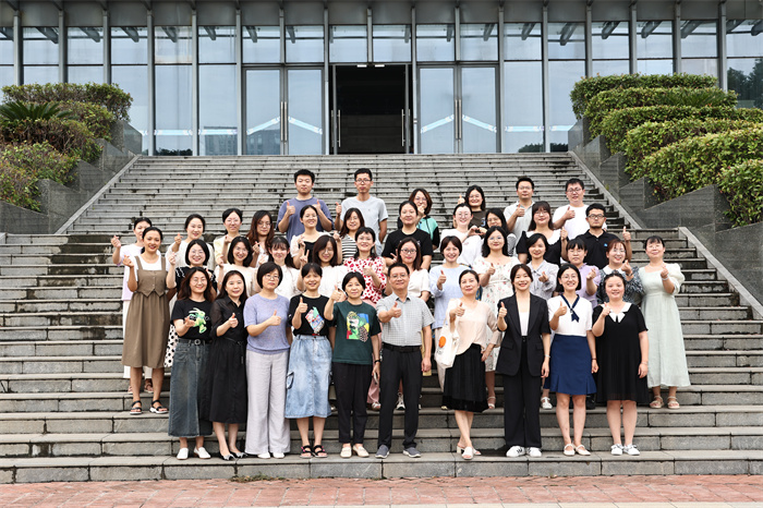 重磅荣誉!合肥七中成功入选安徽省中小学教研基地校(图2) 重磅荣誉!合肥七中成功入选安徽省中小学教研基地校(图2)