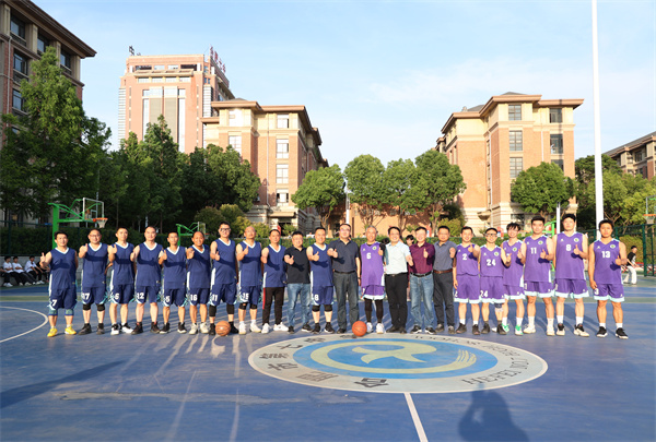 合肥七中本部与紫蓬分校合影.jpg 合肥七中本部与紫蓬分校合影.jpg