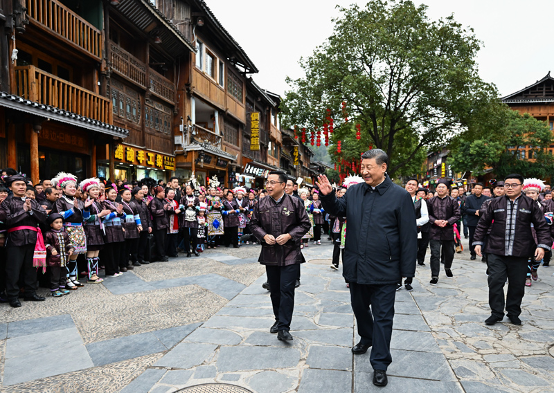 习近平在贵州考察时强调 坚持以高质量发展统揽全局 在中国式现代化进程中展现贵州新风采(图20) 习近平在贵州考察时强调 坚持以高质量发展统揽全局 在中国式现代化进程中展现贵州新风采(图20)