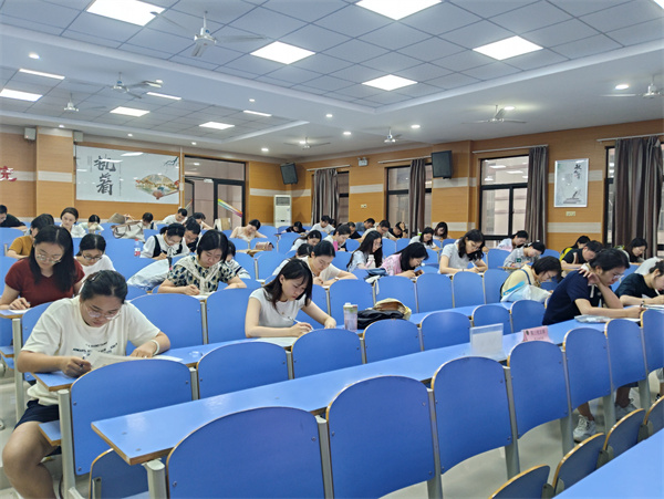 合肥七中举行青年教师基本功大赛(图2)