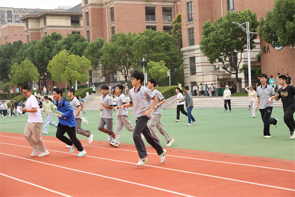 合肥七中顺利开展2025年“9·18”应急疏散演练(图3)