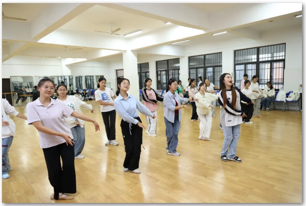 合肥七中校本选修课程助力“七宝”多元成长(图3)