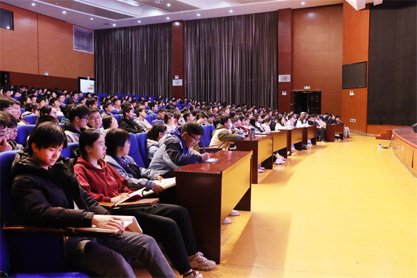 合肥七中第48期团校第四课2.jpg 合肥七中第48期团校第四课2.jpg