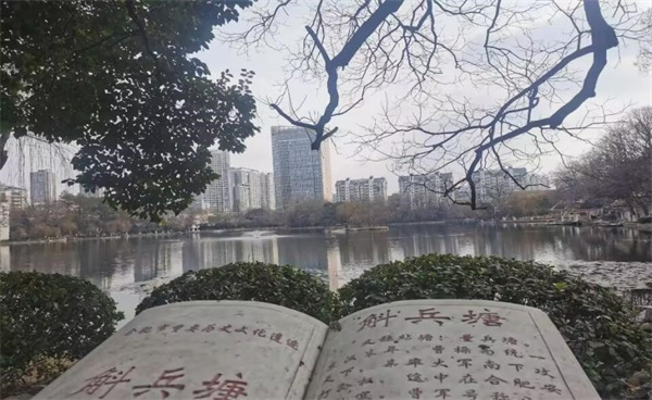 走进合肥工业大学屯溪路校区2.jpg 走进合肥工业大学屯溪路校区2.jpg