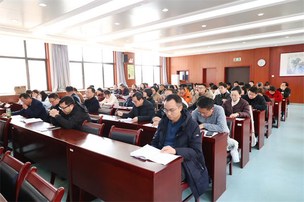 科学实施年度考核 制度激励评优评先(图4) 科学实施年度考核 制度激励评优评先(图4)